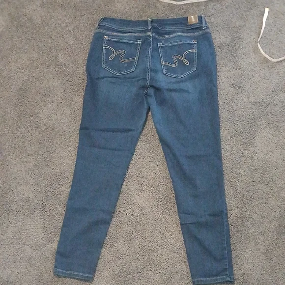 Wallflower Size 13 Reg Women's Classic Blue Skinny Jeans - Picture 6 of 9